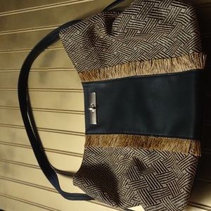 Black & Tan Apt 9 tote handbag